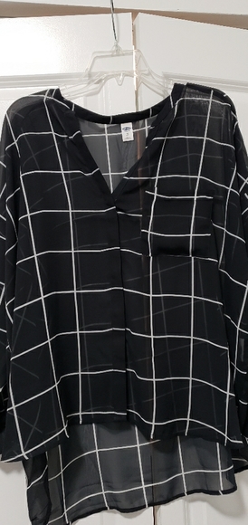 Old Navy Tops - Blouse